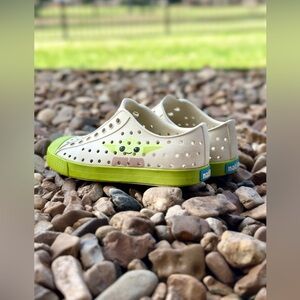 Star Wars Native Shoes with Baby Yoda / Grogu size C9